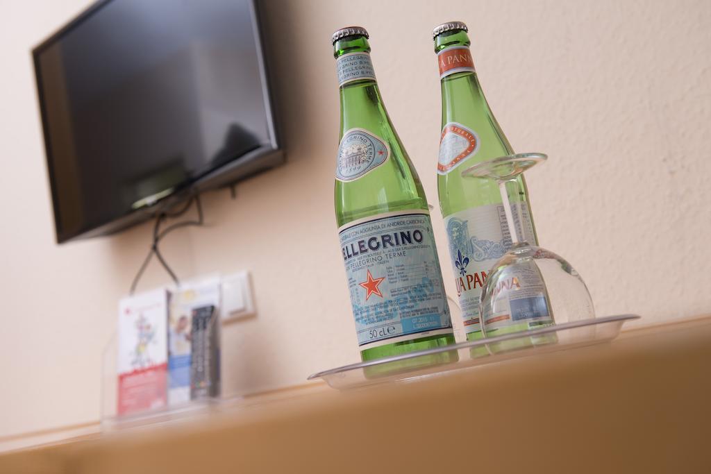 Tryp By Wyndham Bremen Airport Hotel Room photo